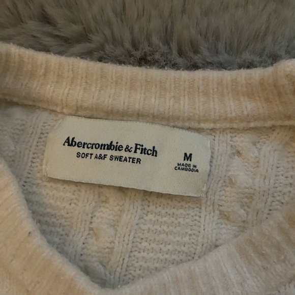 Abercrombie Sweater - Picture 2 of 2